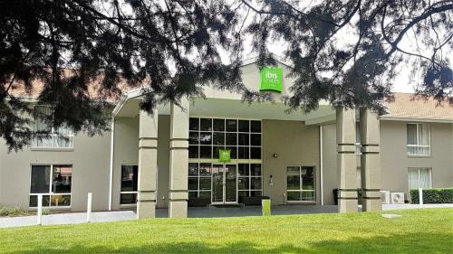 Narrabundah Hotel | ibis Styles Canberra