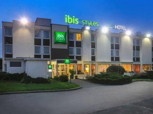 La Chapelle-Saint-Mesmin Hotel | ibis Styles Orléans