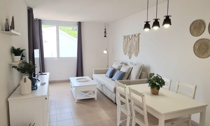 Sant Pol De Mar Apartment | Ideal apartment for couples 100m beach