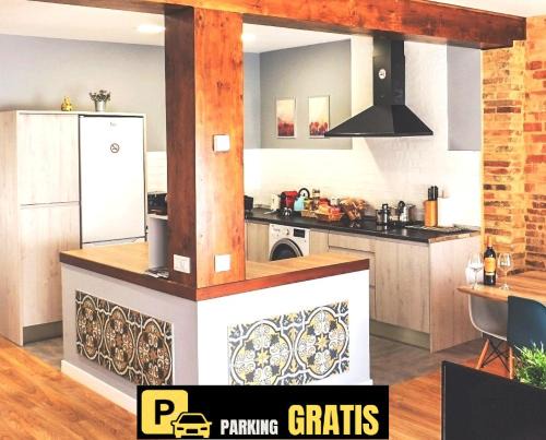 Logrono City Centre Apartment | IDEAL & CENTRO, tranquilo GARAJE GRATIS y 2 baños
