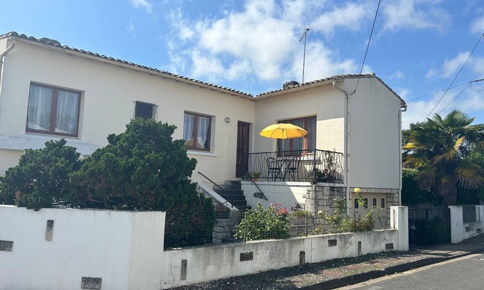 Saint-Georges-de-Didonne House | Ideal house for 4 people (7min walk to the beach)
