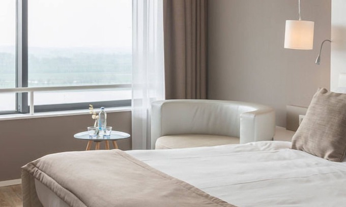 Wageningen House | Ideal Nature Escape w/Panoramic View | Dining, Spa, Gym Access Near Nature Spots