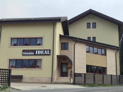 Predeal House | Ideal Predeal