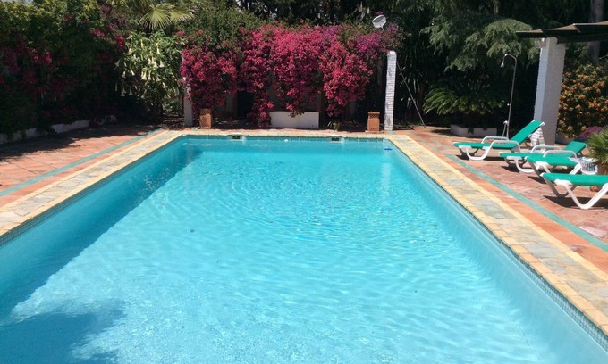 Sanlucar la Mayor Villa | Ideal villa for family rest, visit Seville and Andalusia.