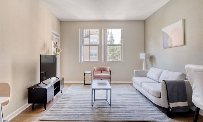 Contra Costa Centre Apartment | Ideal Walnut Creek 1BR w/BBQ, Gym & W/D, steps to BART, by Blueground