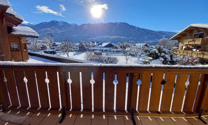 Samoens Apartment | Ideally located winter/summer - Large balcony - Fully equipped - Wifi Fibre