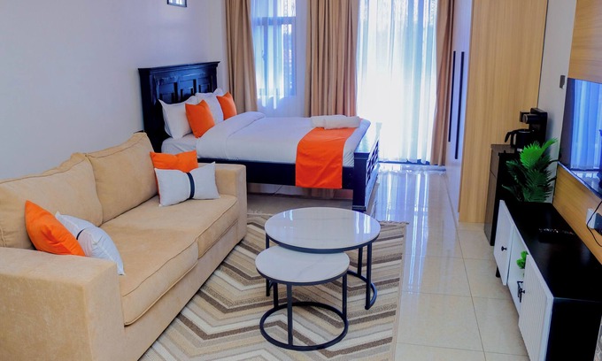 Ruaka Bed & Breakfast | Idlyllic Nest bed & breakfast Ruaka with AC, WiFi, fitness room,free parking