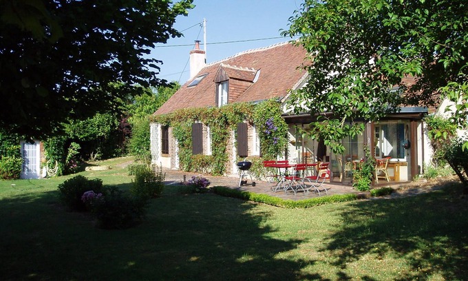 Moree House | Idyllic haven for golfers, nature and art near the Loire castles