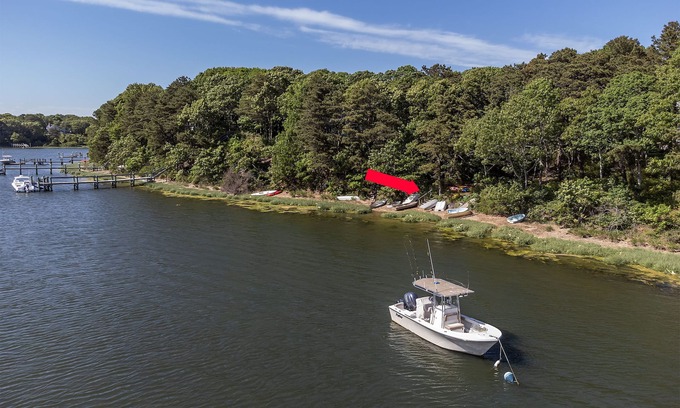 Cotuit House | Idyllic Summer in the Cotuit Coves.