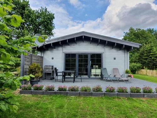Martensrade House | Idyllisches-Blockbohlenhaus-mit-eigenem-Garten-und-Sauna-zum-Wohlfuehlen