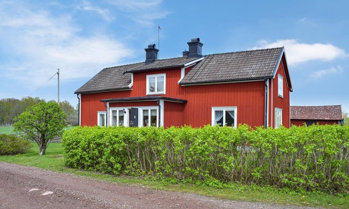 Kristdala House | If you are looking for a vacation home in a quiet location for your vacation, this cozy cottage in K