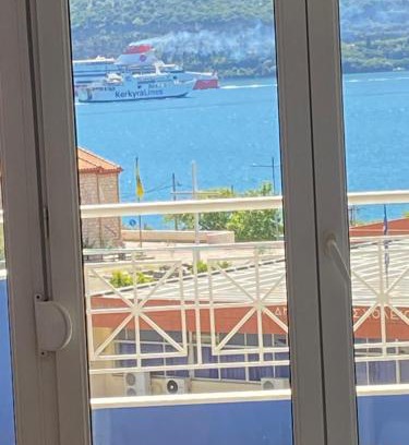 Igoumenitsa Apartment | Igoumenitsa heart flats to let Mariasroom 2studios apartment seaside-city 50m harbor Chantzara