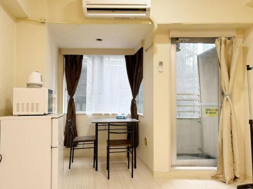 Ikebukuro Apartment | Ikebukuro Center#sunny#池袋中心地带#阳光公寓#车站步行5分#高速无限制网路#新装修高级公寓#入口自动防盗上锁门#东建702
