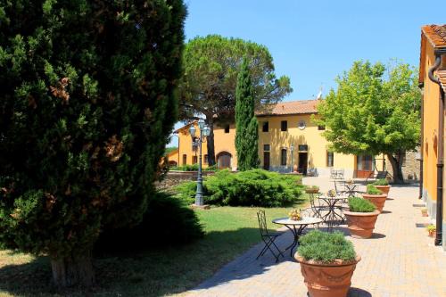 Capraia e Limite House | Il Borgo di Montereggi