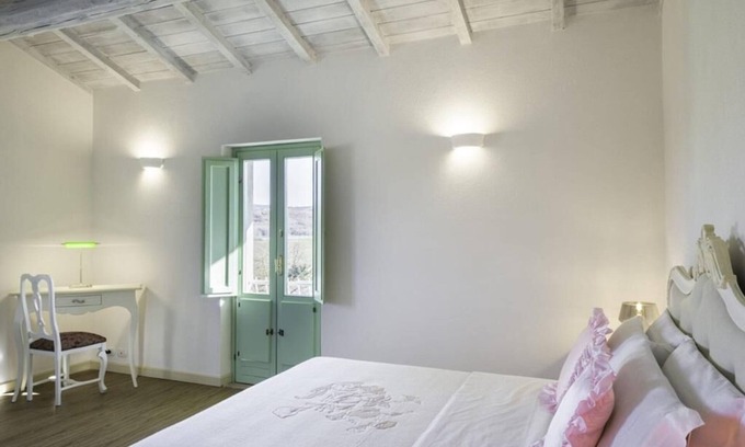 Marsciano Apartment | Il Calato elegant intimate suite