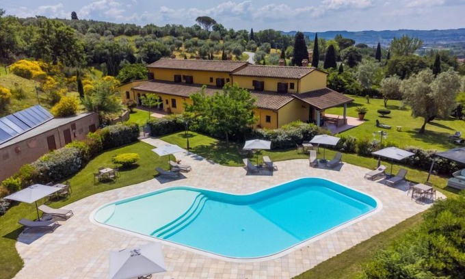 Capraia e Limite Apartment | Il Casale by Interhome