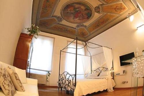 Sant' Ambrogio Apartment | Il dipinto sopra i sogni
