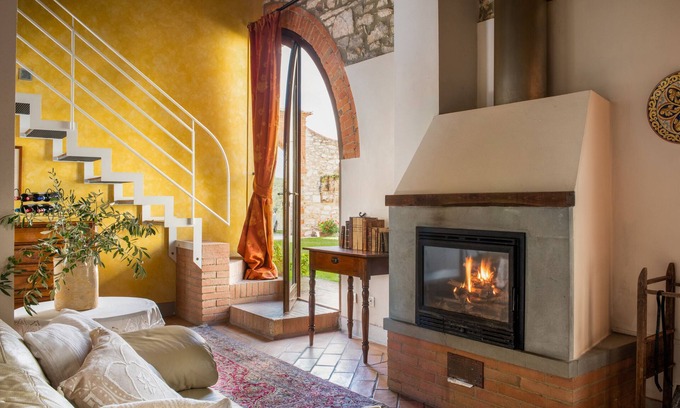 Rapolano Terme Apartment | Il Fienile, 2 bedrooms with patio