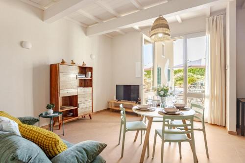 Pistoia House | Il Fienile Pool and Garden Retreat in Tuscany