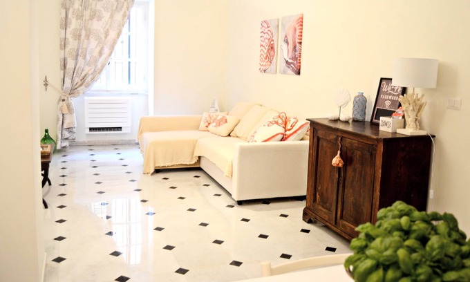 Quinto al Mare Condo | Il Genovino On the Beach