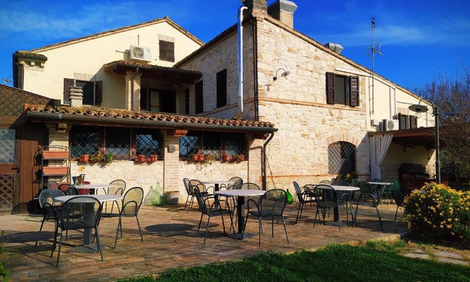 Camerano Bed & Breakfast | Il Girasole Country House