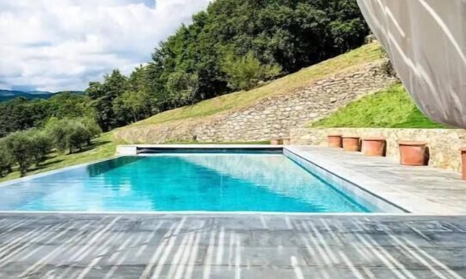 Serravalle Pistoiese Apartment | Il Glicine @ Casa d'Olival - Enchanting Tuscan Retreat: an Unforgettable Escape