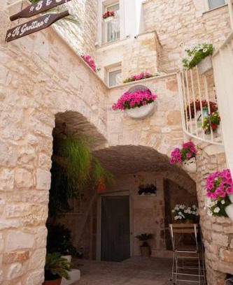 Casamassima House | Il Grottino