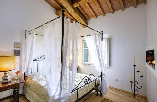 Monteriggioni Apartment | Il Loggiato di Lorena