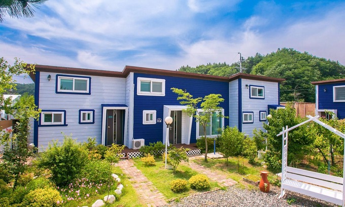 Yangyang Condo | Il Mare Pension