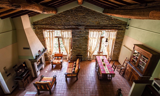 Castelnuovo di Garfagnana Villa | "Il Nido" - Private villa with pool and jacuzzi
