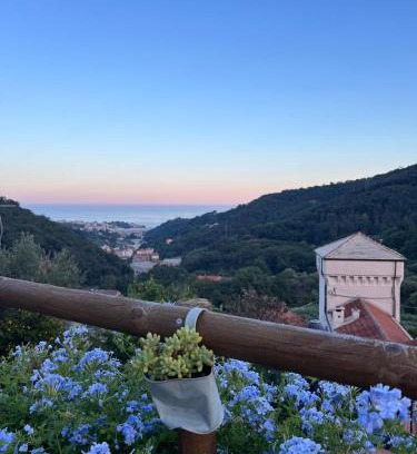 Sanda Bed & Breakfast | Il RosAle a Celle Ligure