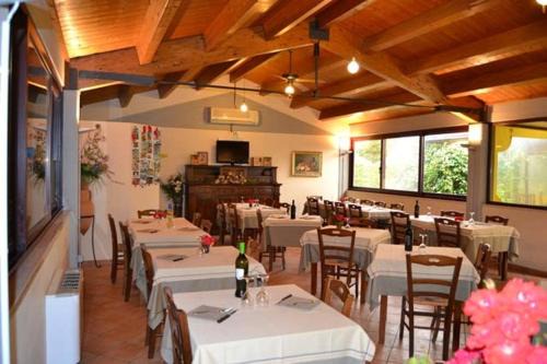 Ostra Vetere House | Il Sentiero