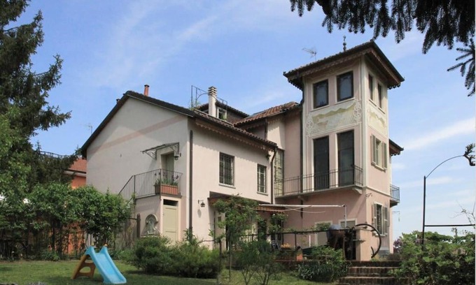 San Paolo Solbrito House | Il Villino Rosa
