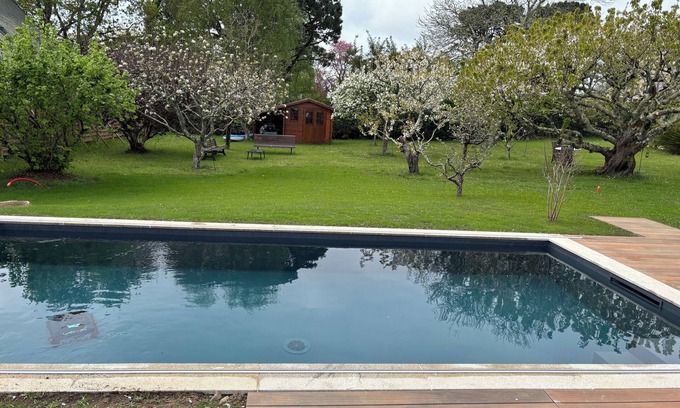 Larmor-Baden House | Ile de Berder à Pied et Très Beau Verger Dans un Parc Clos