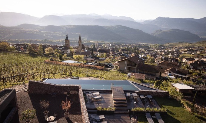 Caldaro Sulla Strada del Vino Apartment | Im Zeitlauf Adults only