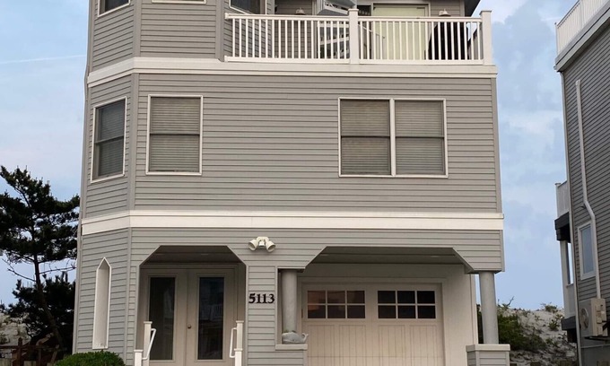 Holgate House | Immaculate Oceanfront Single Family Home in Holgate