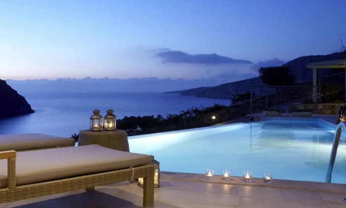 Frourion Villa | Impressive Kefalonia Villa | Villa Bookman | 2 Bedrooms | Seafront |.