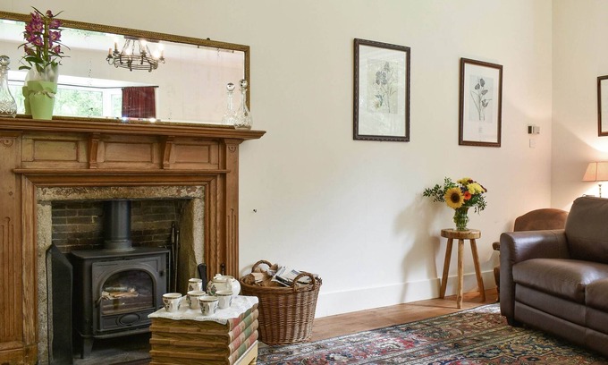 Huntly Cottage | In a beautiful location nestling on the banks of the River Deveron, a perfect base for you to enjoy