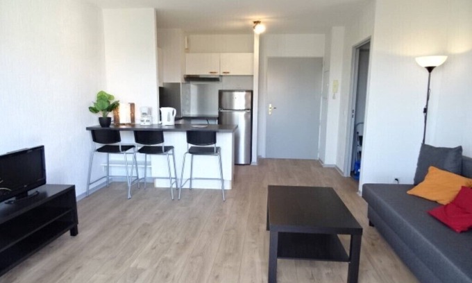 Bayonne Apartment | In Bayonne, lovely, quiet, bright T2 apartment