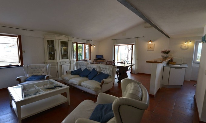 Corniglia Apartment | In Corniglia with balcony, Jacuzzi, free wi fi