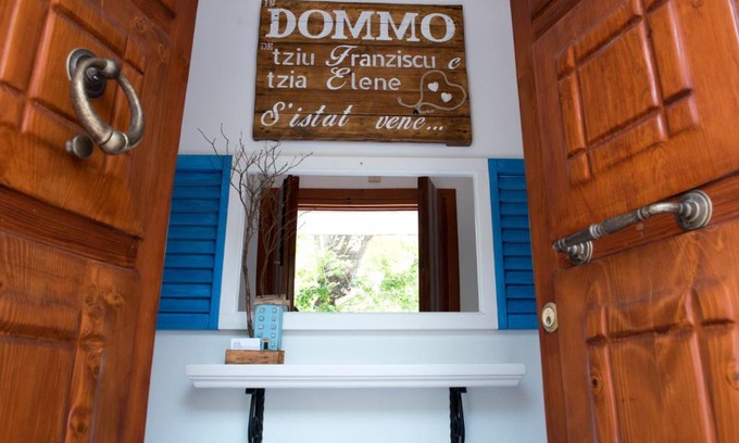 Orosei House | In Dommo de Tziu Franziscu e de Tzia Elene