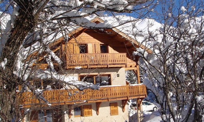 Monetier-les-Bains Ski Chalet | IN INDIVIDUAL CHALET AT THE FOOT OF THE SLOPES APARTMENT 4 to 6 PEOPLE