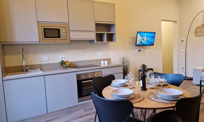 Sant' Ambrogio Apartment | In the Heart of Florence