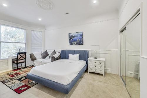 Panhandle House | In The Heart Of Haight Ashbury 5 Bedroom House