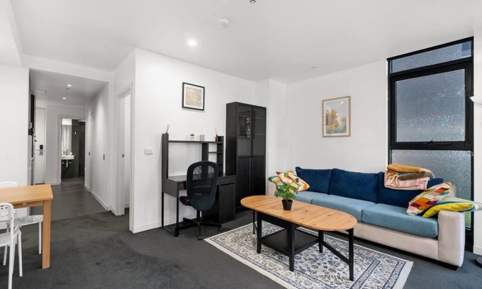 South Yarra Apartment | In The Heart Of South Yarra