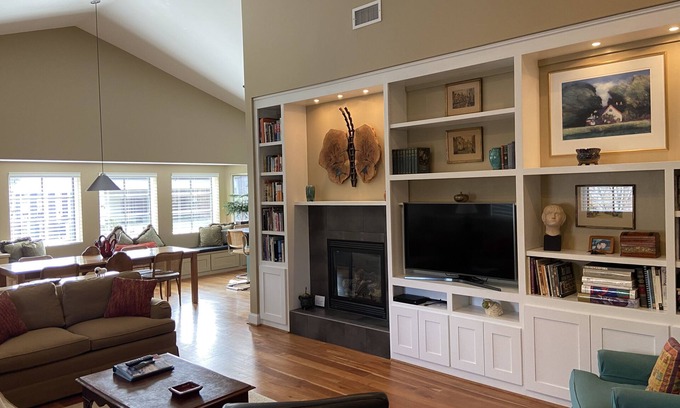 Blowing Rock House | In the heart of the village, private and quiet yet steps from downtown.
