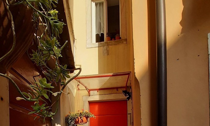 Carrara Apartment | In the heart of the city of Marble