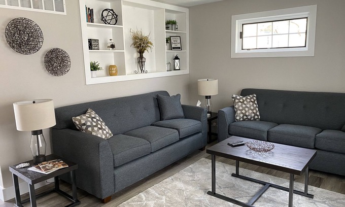 Three Oaks House | In the Heart of Three Oaks - Steps to Downtown