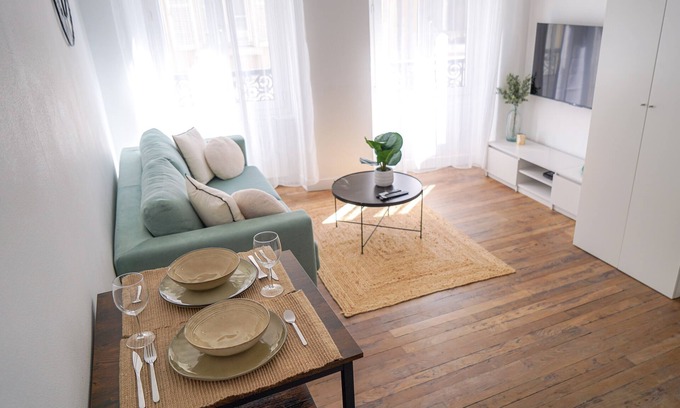 Chateauroux Apartment | In the heart of town, brand new, fully equipped + parking lot