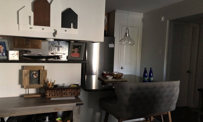 McLean Condo | In the heart of Tyson's corner